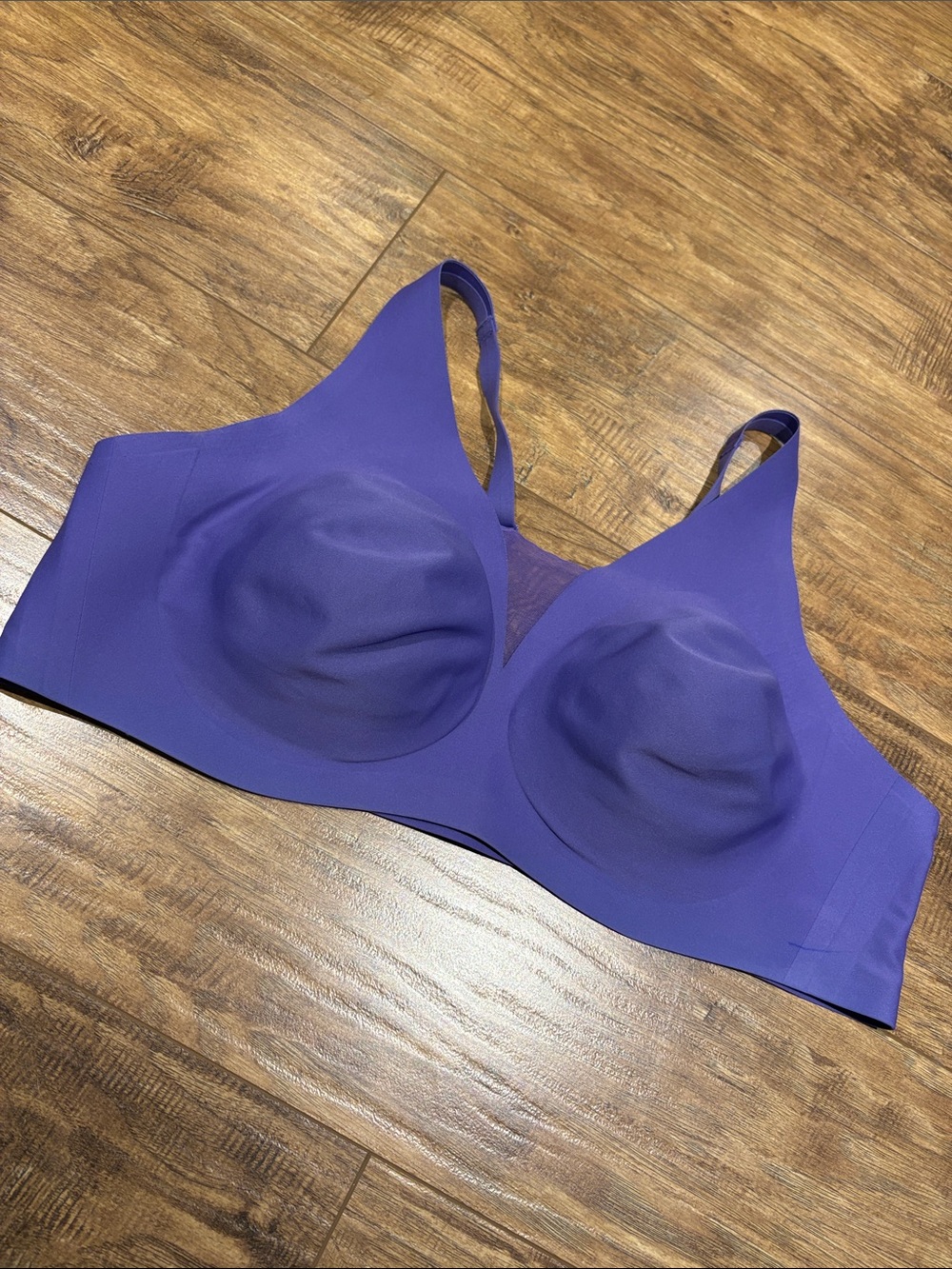 knix Seamless Wireless padded Bra in Purple